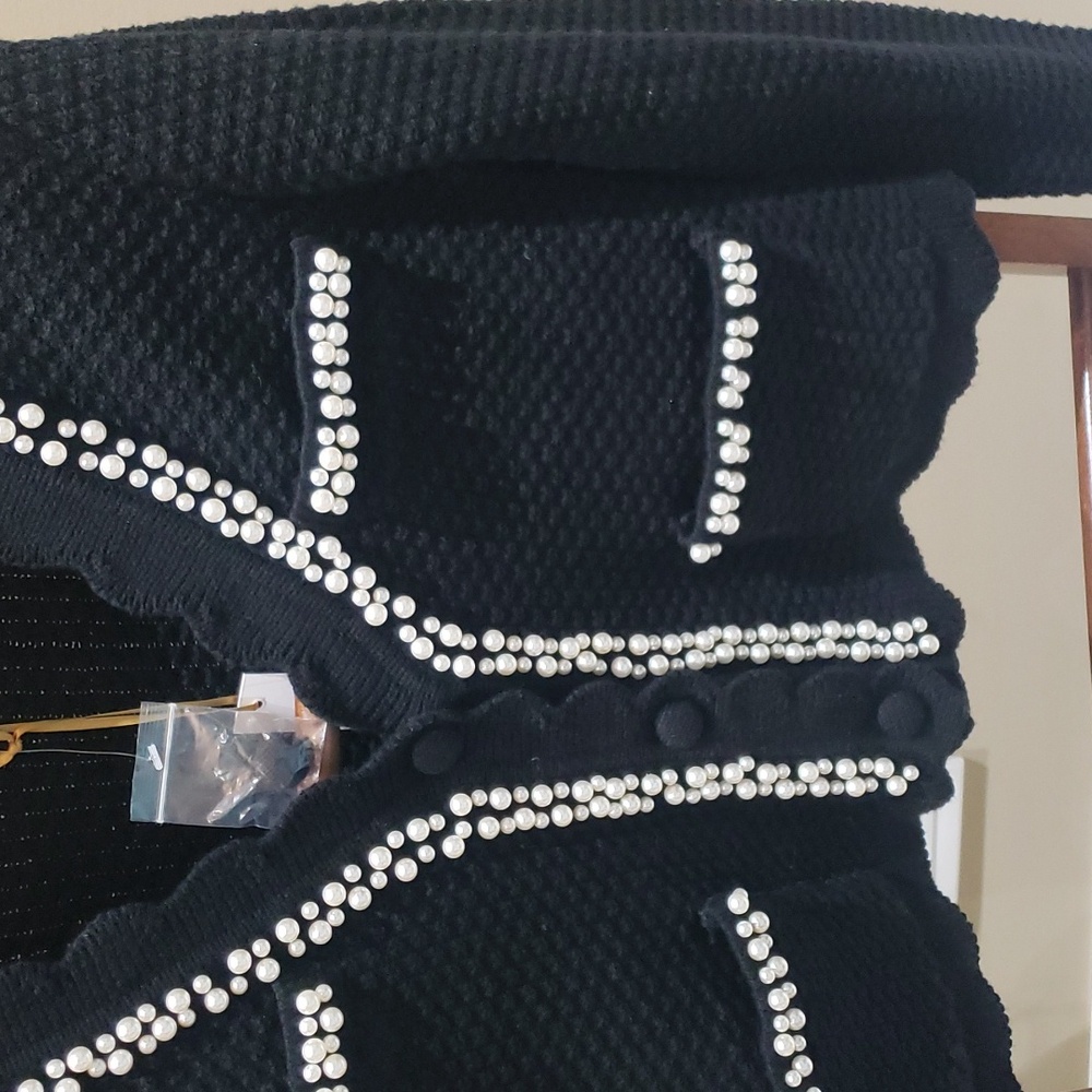 Nwt medium House of Harlow black sweater with pearls - Picture 5 of 15